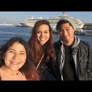 Meet your Posher, Abigail